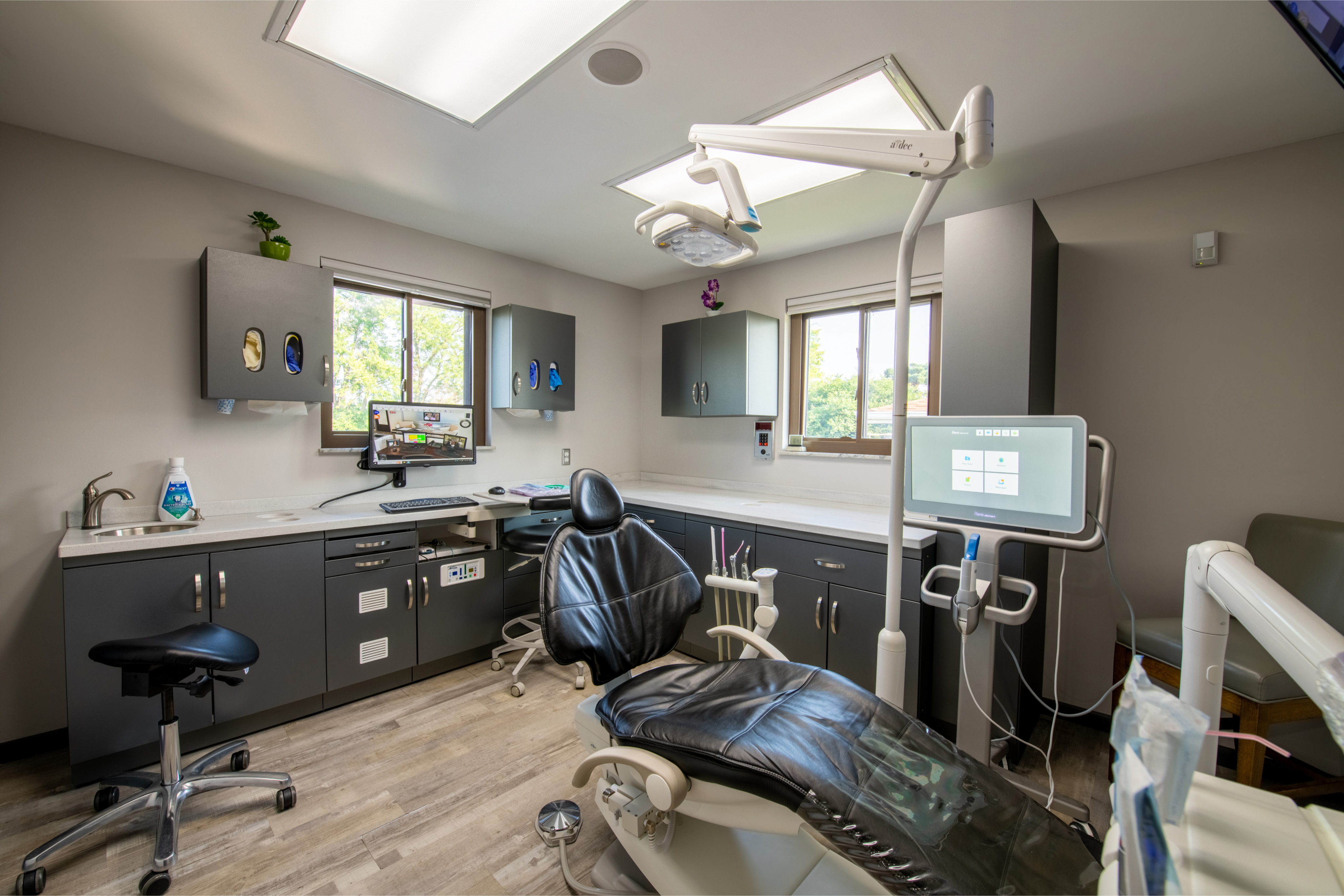 Elite Cosmetic & Family Dentistry office