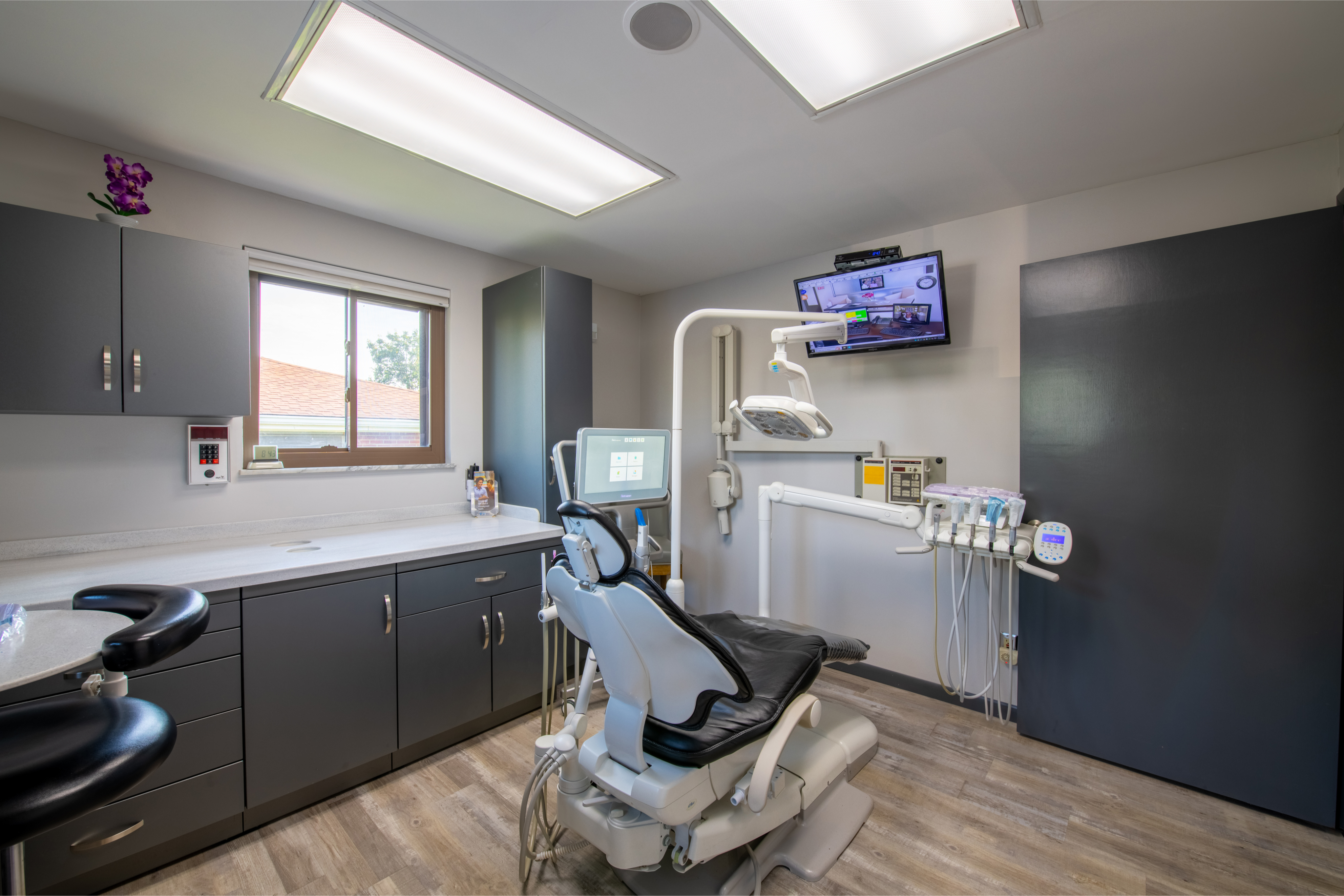 Elite Cosmetic & Family Dentistry office